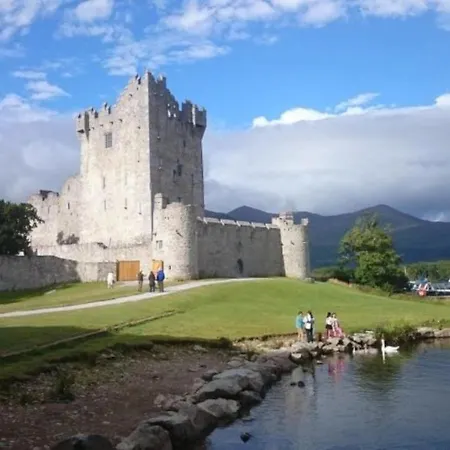 Spacious 2 Bedroom In * Κιλάρνεϊ