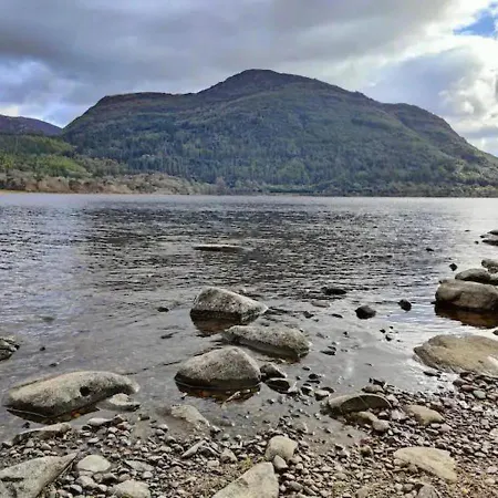 Spacious 2 Bedroom In *