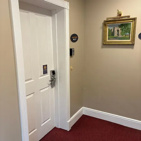 Spacious 2 Bedroom In Apartmán