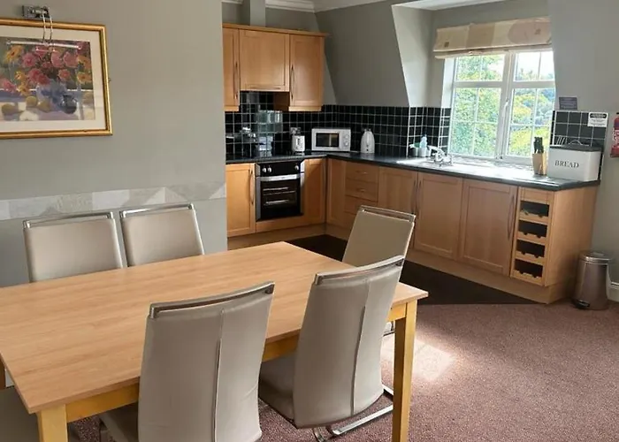 Apartman Spacious 2 Bedroom In *