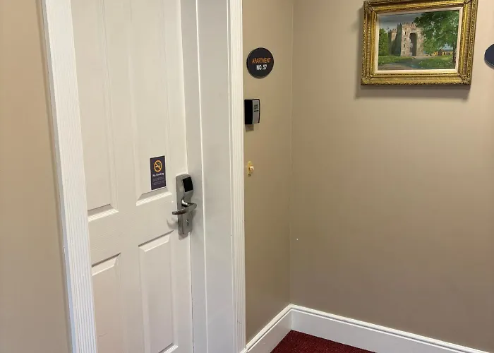 Spacious 2 Bedroom In アパート