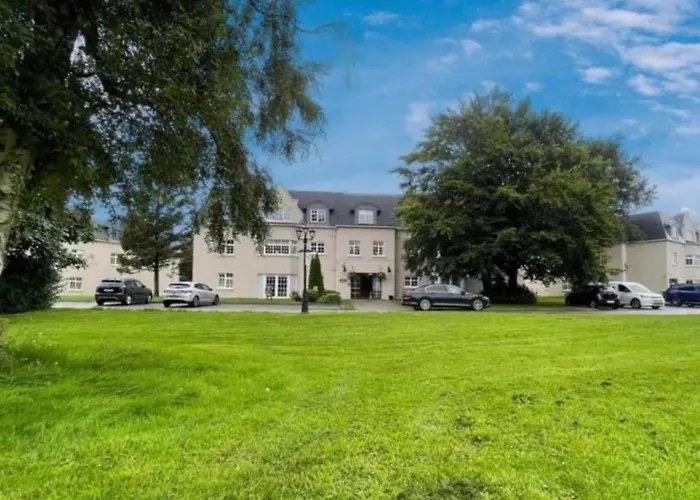 Spacious 2 Bedroom In Appartamento Cill Airne